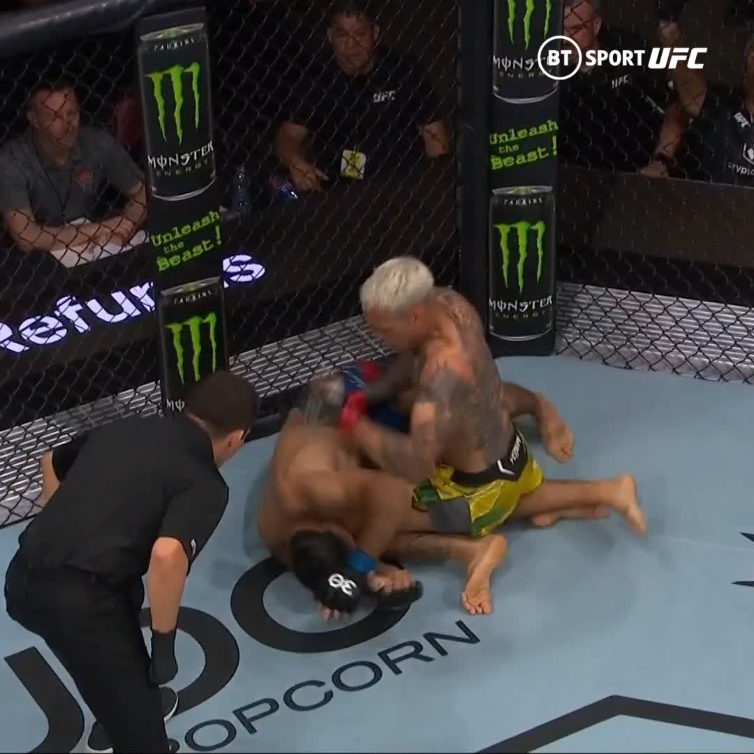 ufc-europe-on-twitter-missed-that-charles-oliveira-finish-at-ufc289