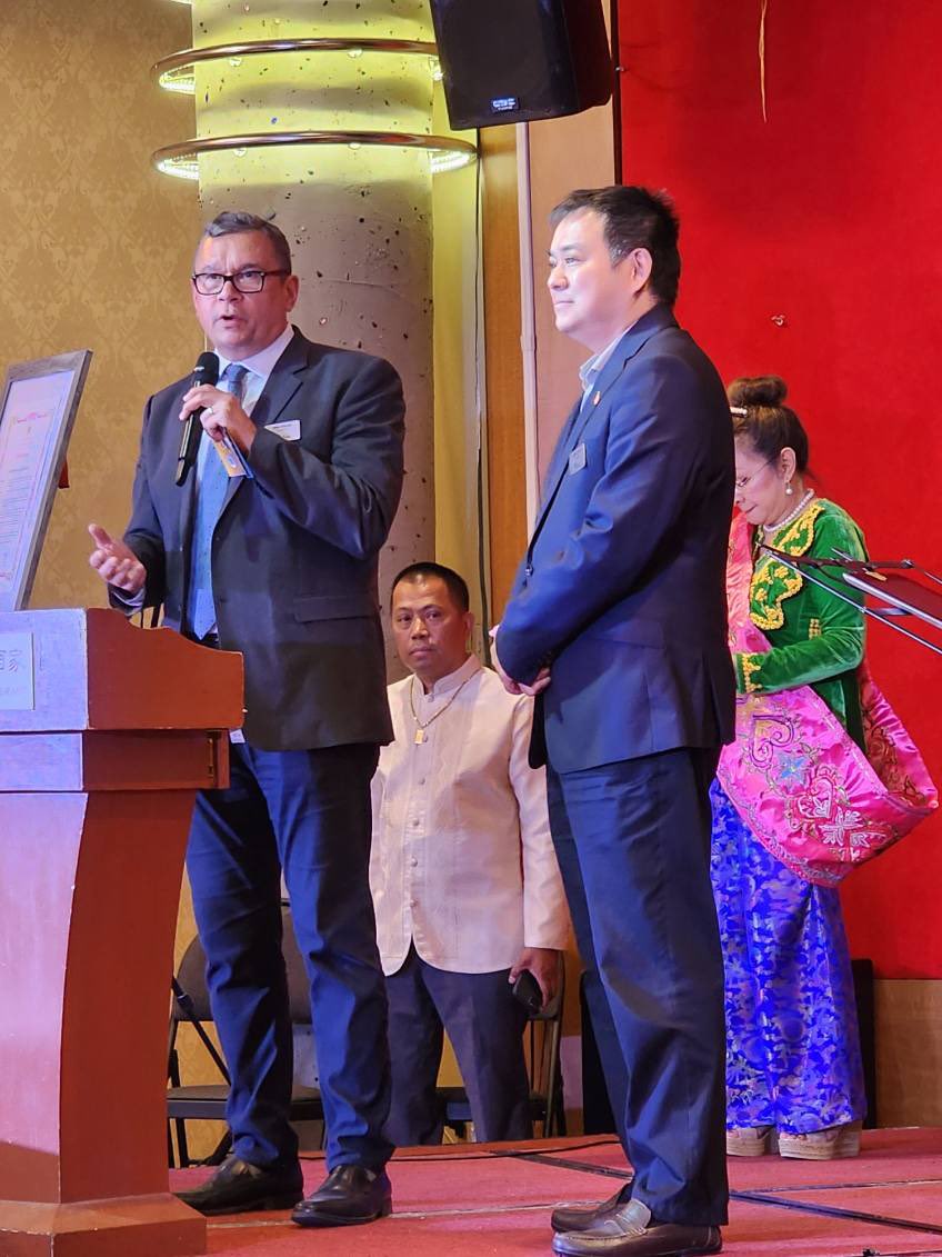 LennyNanZhou's tweet photo. Vancouver is gearing up to celebrate the 125th Philippine Independence Day!
Great time tonight with #UFCABC community in vibrant culture, music, dancing & cuisine in honor of freedom, history & the strong bonds between π΅π and π¨π¦#PhilippineIndependenceDay #FilipinoHeritageMonth https://t.co/mmXmFl8Vu4