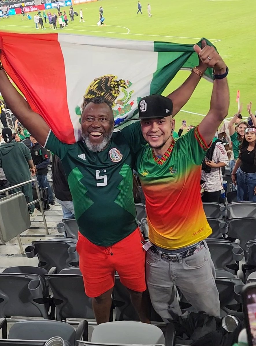 This is what soccer is about...this Mexico & Cameroon fan exchanging jerseys after the game 🇨🇲 🤝 🇲🇽