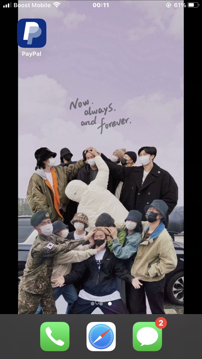 kooky248813's tweet photo. @levijjk De bloque tengo a jungkook y de fondo de pantalla tengo a los 7 💜 https://t.co/hlV1nXqryp