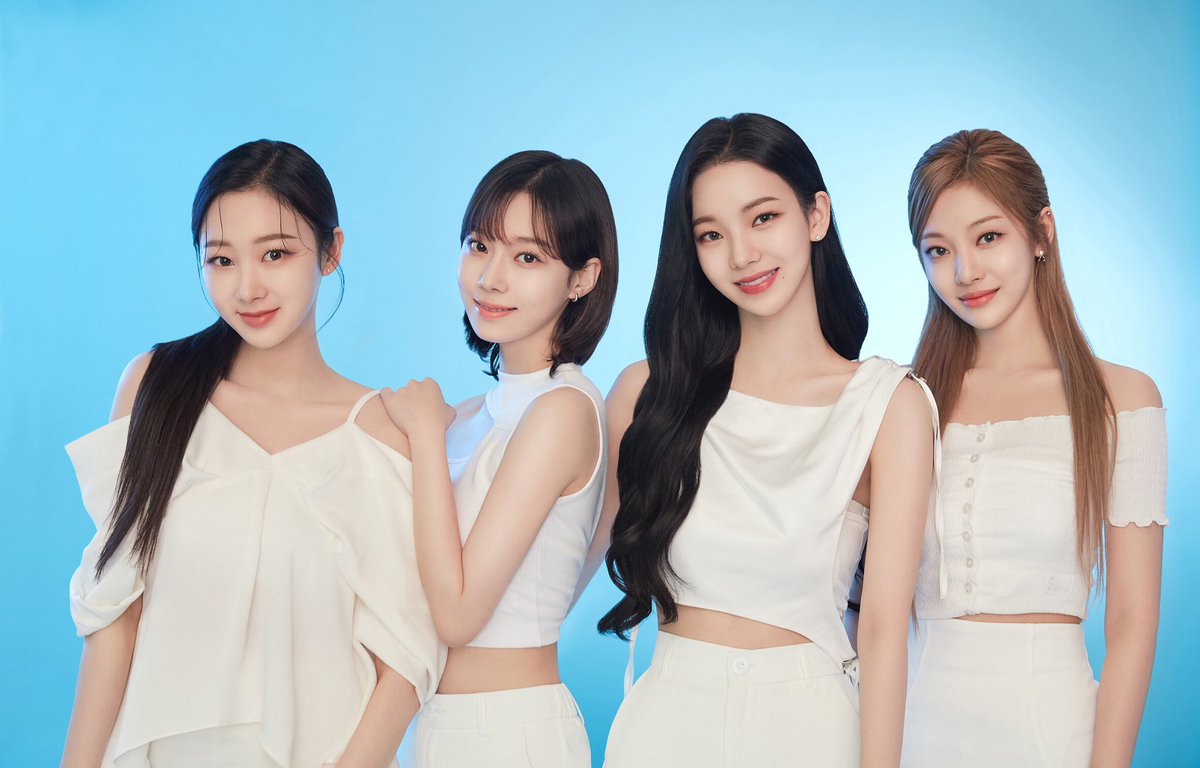 theseoulstory's tweet photo. Brand reputation for girl groups in the month of June:

1) BLACKPINK
2) (G)I-DLE
3) NewJeans
4) aespa
5) TWICE
6) FIFTY FIFTY
7) IVE
8) LE SSERAFIM
9) Girls’ Generation
10) Red Velvet

https://t.co/C9yrtBzKoY https://t.co/QH6PMos1S5