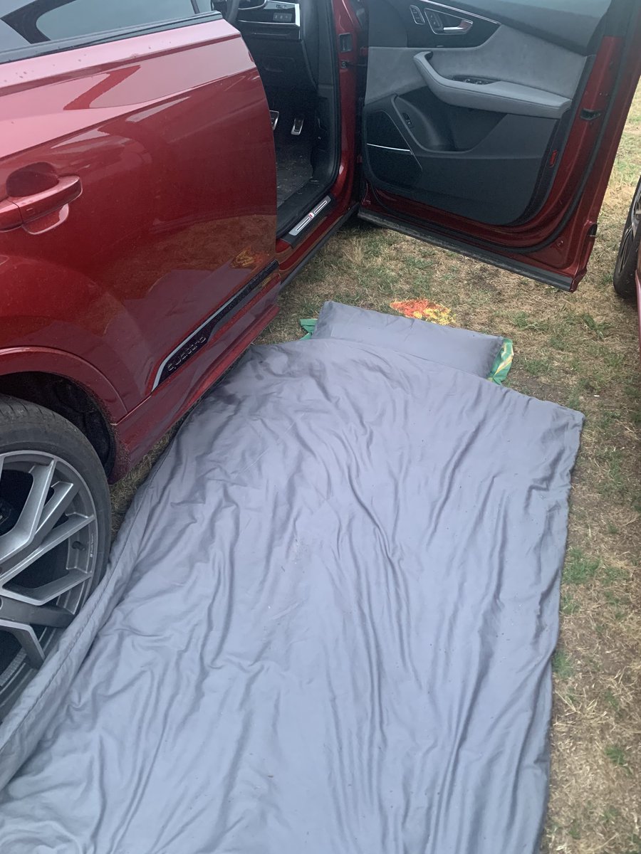 Peter Snowdon (@snowyracer) on Twitter photo Perfectly acceptable, single night tariff accommodation.
<a href="/radiolemans/">Eve Hewitt</a> Eve, don’t judge me 😉
<a href="/brucejoracer11/">brucejoracer1</a> no paparazzi this year.
<a href="/Missionmotorspt/">Mission Motorsport</a> James Cameron will understand. Perfectly acceptable, single night tariff accommodation.
<a href="/radiolemans/">Eve Hewitt</a> Eve, don’t judge me 😉
<a href="/brucejoracer11/">brucejoracer1</a> no paparazzi this year.
<a href="/Missionmotorspt/">Mission Motorsport</a> James Cameron will understand.