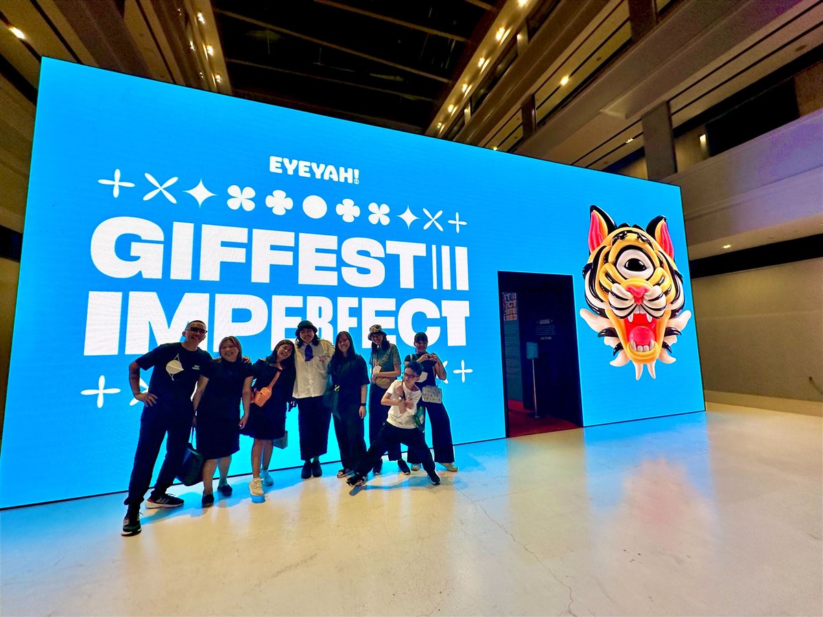 acidhousepost's tweet photo. Some late snaps of our team during our studio trip in Singapore 2 weeks ago, where we also checked out some of our works in the GIFFEST exhibit 🇸🇬✈️🎨 https://t.co/MhvEe5YX4t
