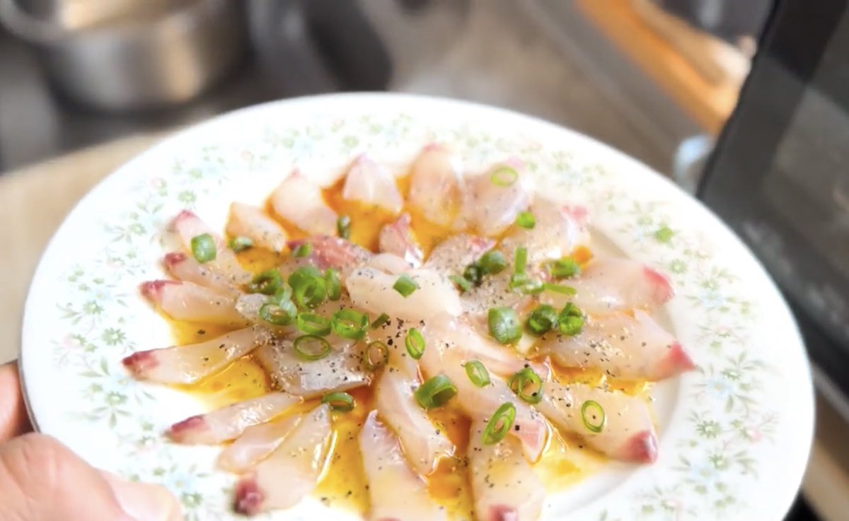 SeaSideQuest's tweet photo. 磯臭いアイゴが釣れたので頑張ってカルパッチョにしてみた
https://t.co/MUNNku25TP https://t.co/4TZgGpx9xM