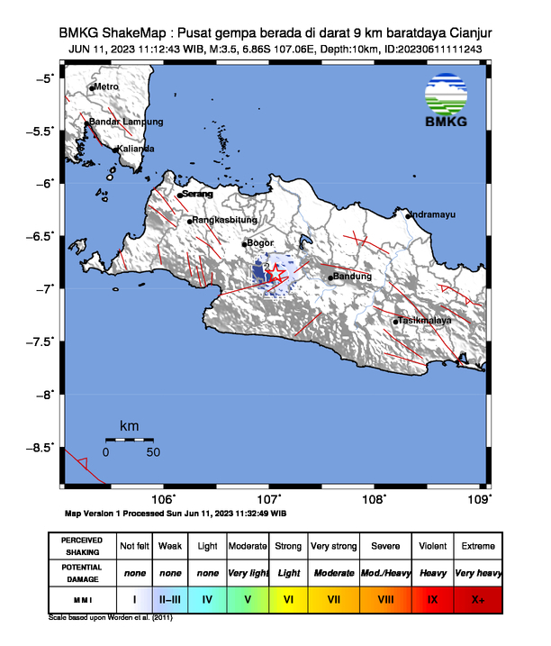infoBMKG's tweet photo. #Gempa (UPDATE) Mag:3.5, 11-Jun-23 11:12:43 WIB, Lok:6.86 LS, 107.06 BT (Pusat gempa berada di darat 9 km baratdaya Cianjur), Kedlmn:10 Km Dirasakan (MMI) III Cipanas, III Pacet, III Cugenang, II Cibodas #BMKG https://t.co/90mqdqYVd8