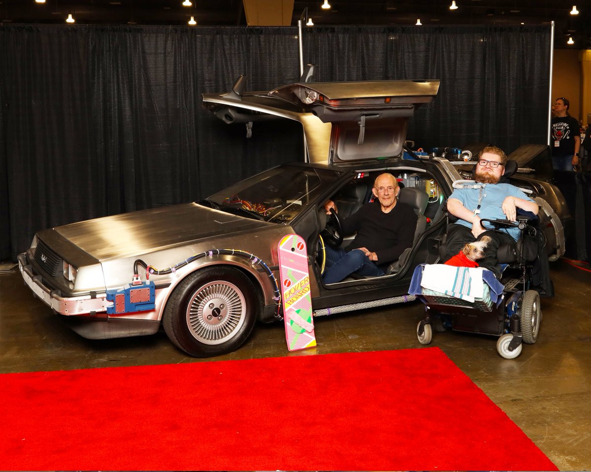 ReillyJohnson's tweet photo. Great Scott! 

@DocBrownLloyd #BackToTheFuture #delorean https://t.co/UiBIba1Q6i