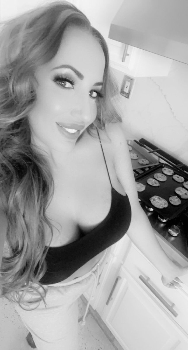 BandiniCiana's tweet photo. #joind #blackandwhite #blackandwhitephoto https://t.co/MLudug9ikC