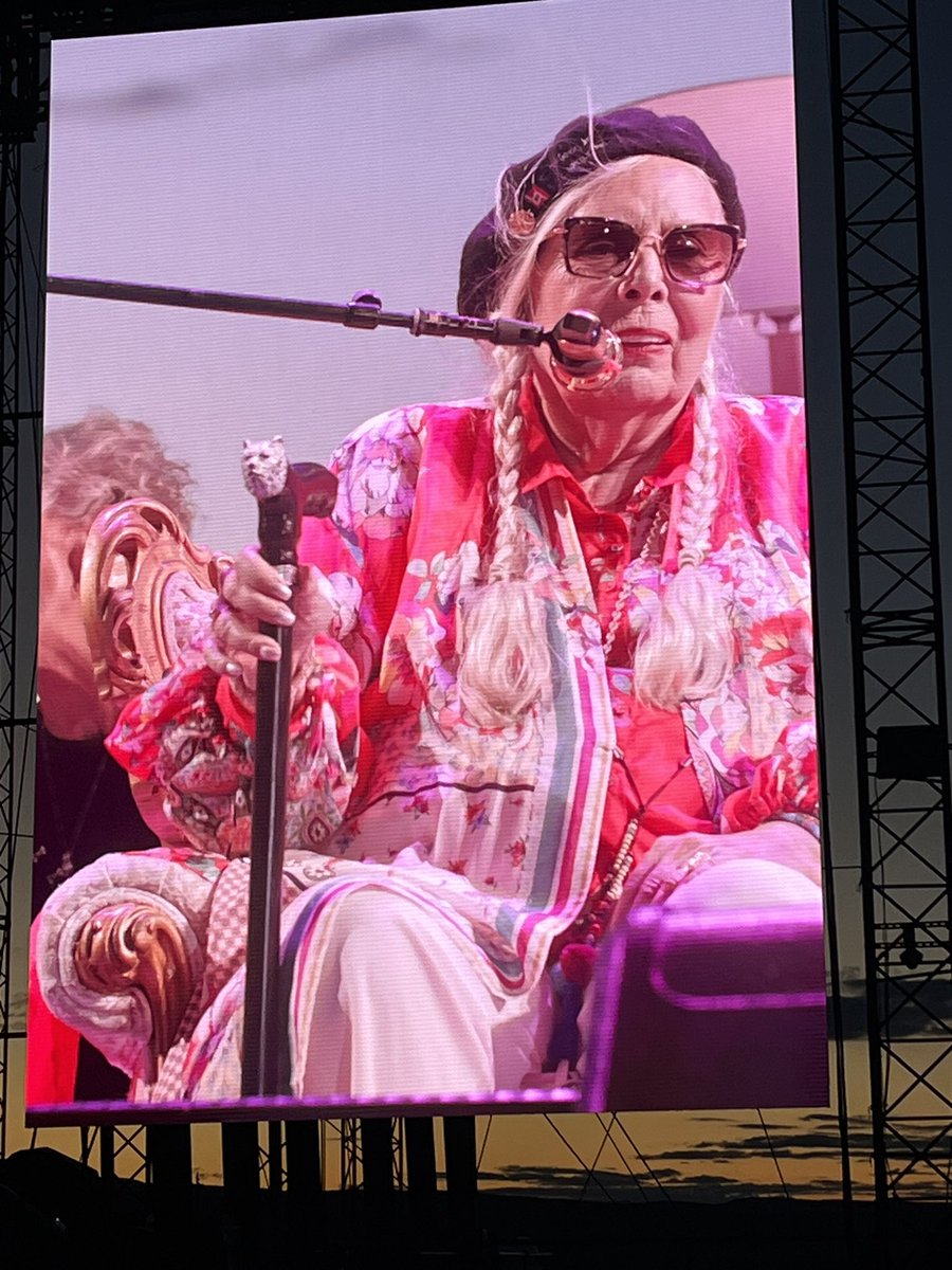 Charles R. Cross tweet media