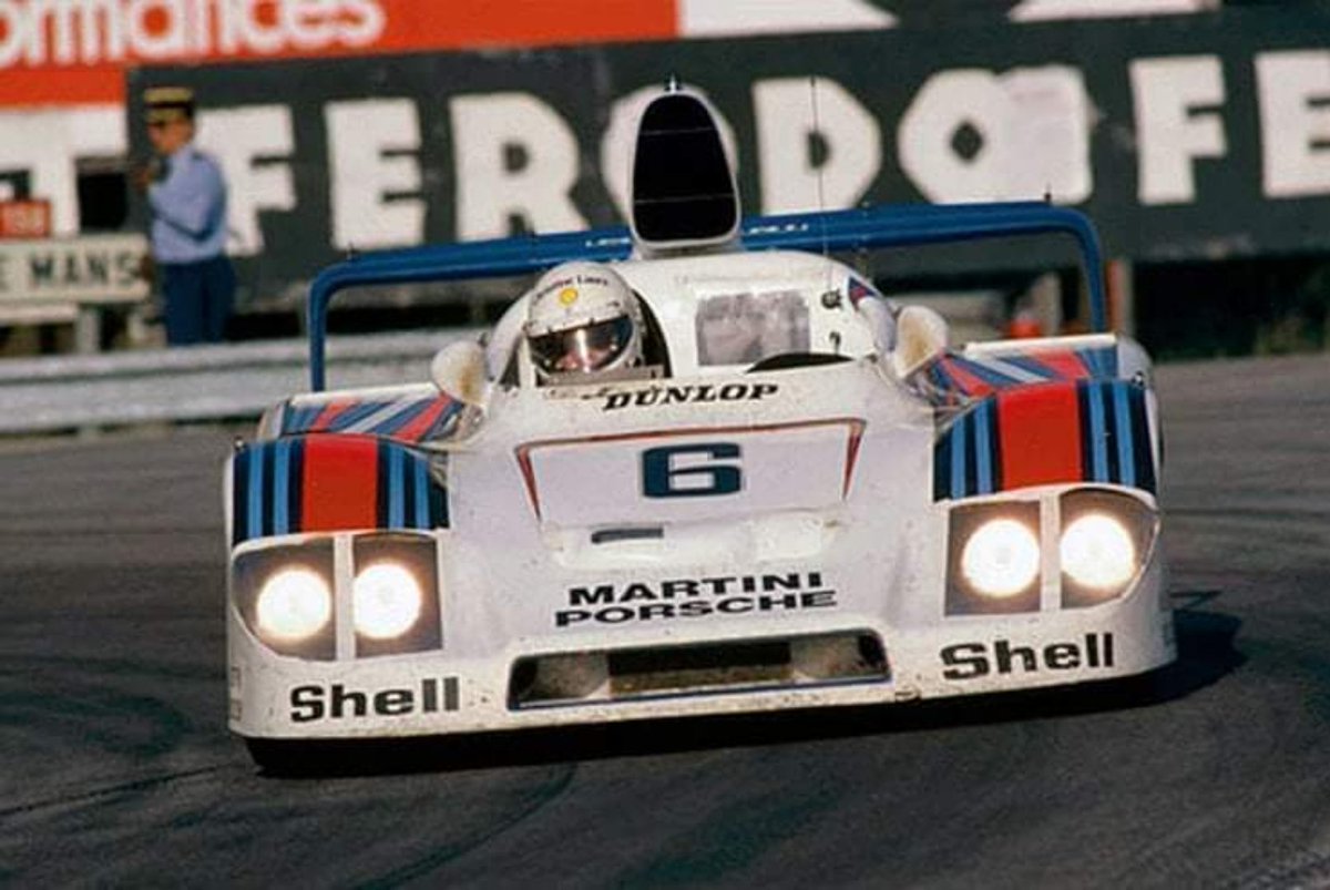 1978 LeMans 🇫🇷. Wollek/Barth/Ickx, Porsche 936-78. 2nd. (via RennPorsche) @pjlm2 @Rinoire @Digione_79 @bourdyot_ @orsoladelzenero @JoestJo @PHN16 @ItaliAuto @alfamale87 @ren_119 @EightMike @risio1958 @RallyBadajoz70 @930RB @JRGStuff @jujyaro @Retromania4ever @PeterDanaher