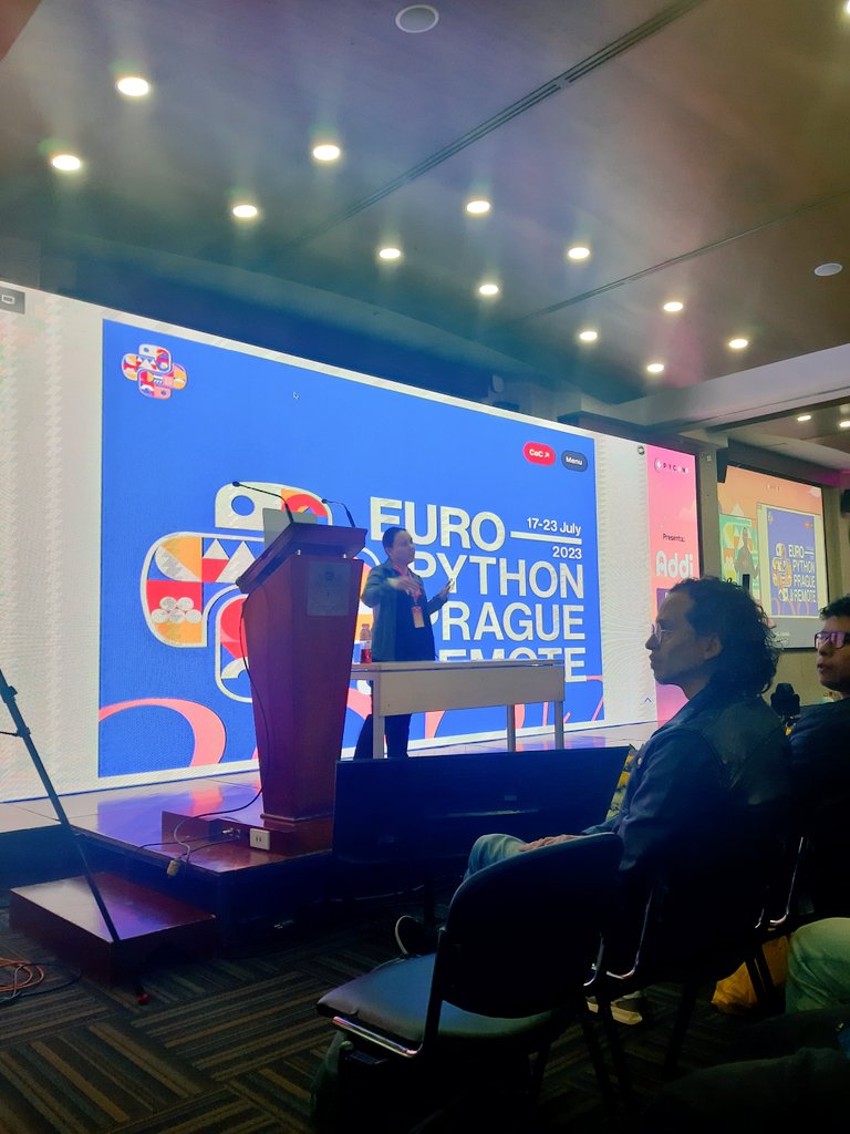 Fefi95's tweet image. A bit of Day 2!

#PyConColombia2023