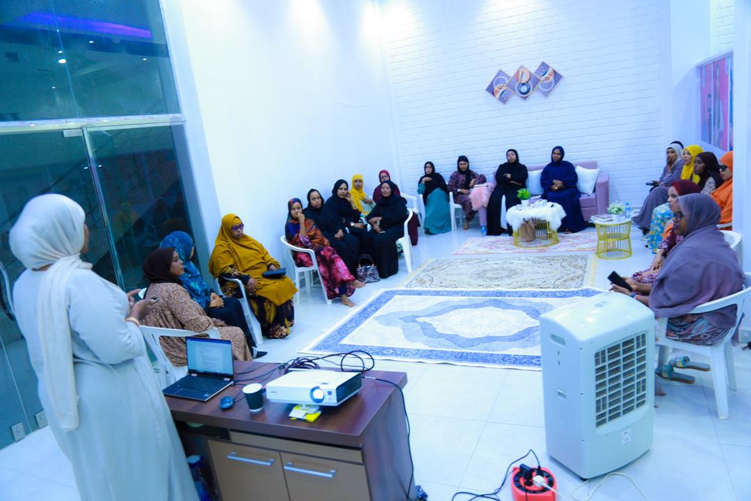 FIMOORG's tweet photo. We had a wonderful educational, empowering, and entertaining session with more than 20 female journalists, authors, and women activists in our office.

Thank you, guys, for the amazing 👏👏 ❤️ session.
#womenempowerment 
#WomeninMedia 
# https://t.co/Lt705964EB