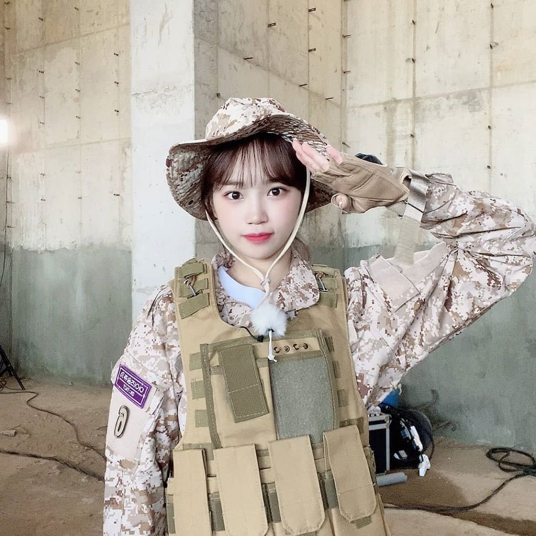 Chaewon. tweet media