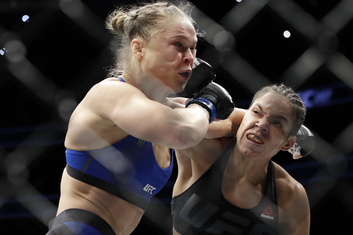 Just now seeing that Amanda Nunes announced her retirement tonight. Double champion. Great career.

I'd love to thank her for putting the final bullet in Ronda Rousey's MMA career. A gay woman chased a Sandy Hook denier to WWE. Bless.

#UFC289