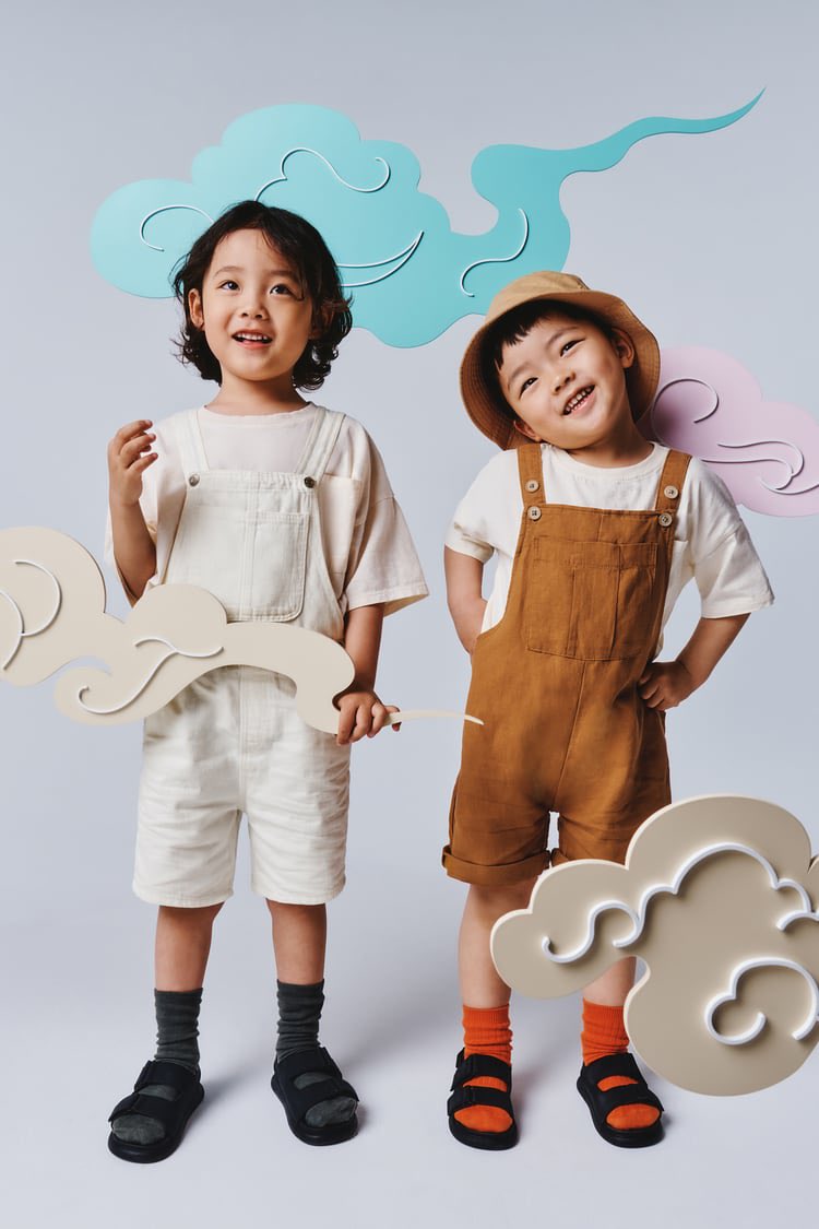 hoiku__yy's tweet photo. こちら、ZARA KIDSの撮影シッティング＆サポートでした。
貴重な機会をいただけて感謝です♡ https://t.co/bpYNy2Qw5M