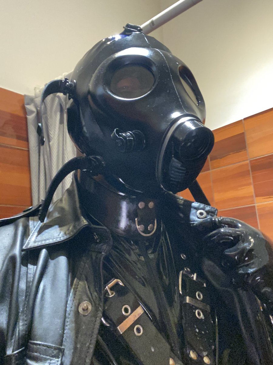 @gumper77 @HRubberdom Sunday Morning Rubbery Status.🧐