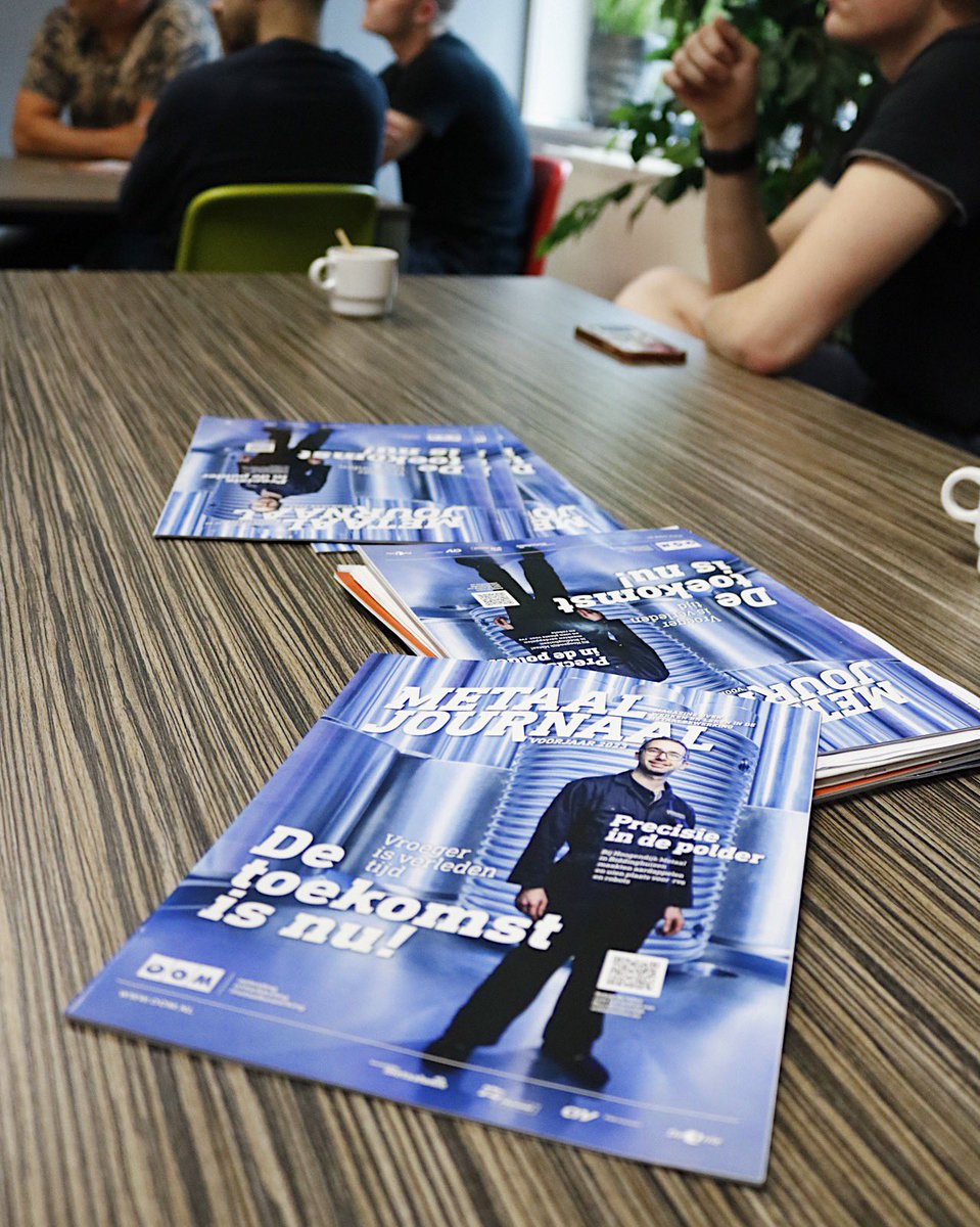 RoboFlexRobotic's tweet image. OOM verzorgde een leerzame kantinebijeenkomst voor Roboflex. Ze bevorderen groei en ontwikkeling in de metaalsector, bieden opleidingen en verbinden professionals. Het evenement werd afgesloten met heerlijke broodjes kroket. #OOM #Metaalbewerking #BroodjesKroket #MetaalJournaal