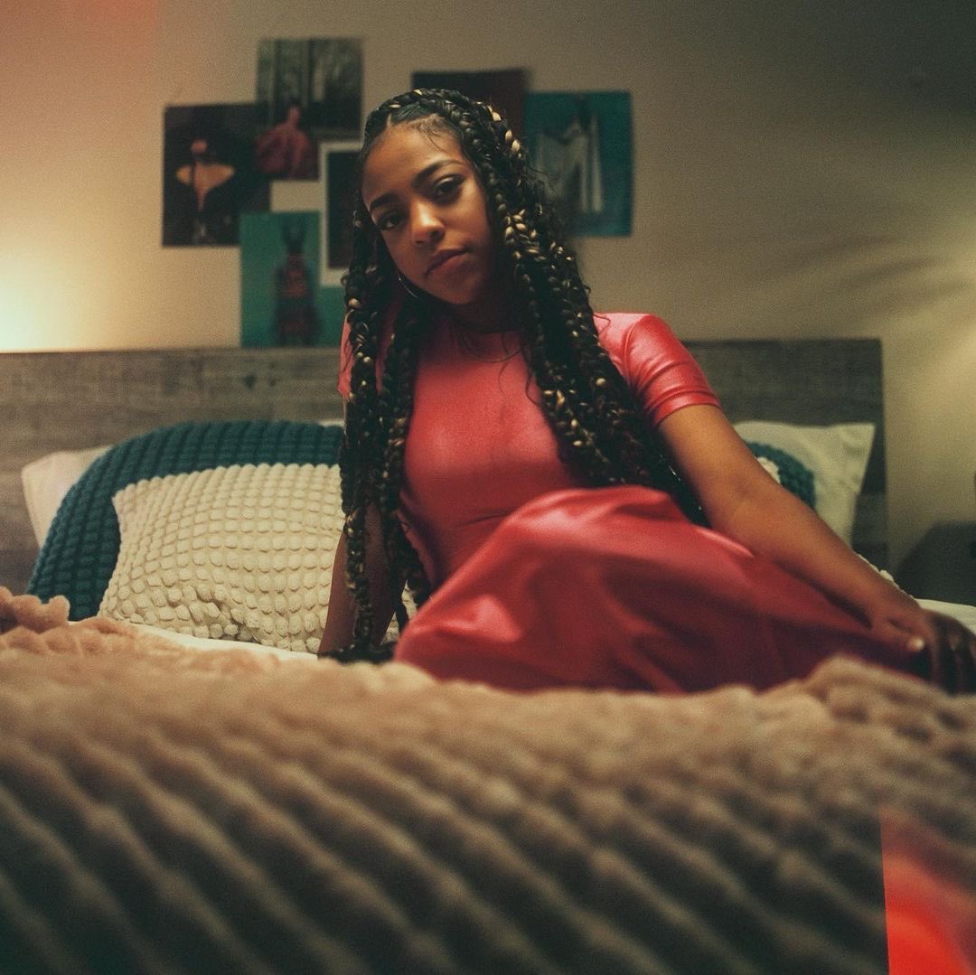 Priah 🤭 (Parody) (@fergusonpriahhh) on Twitter photo 