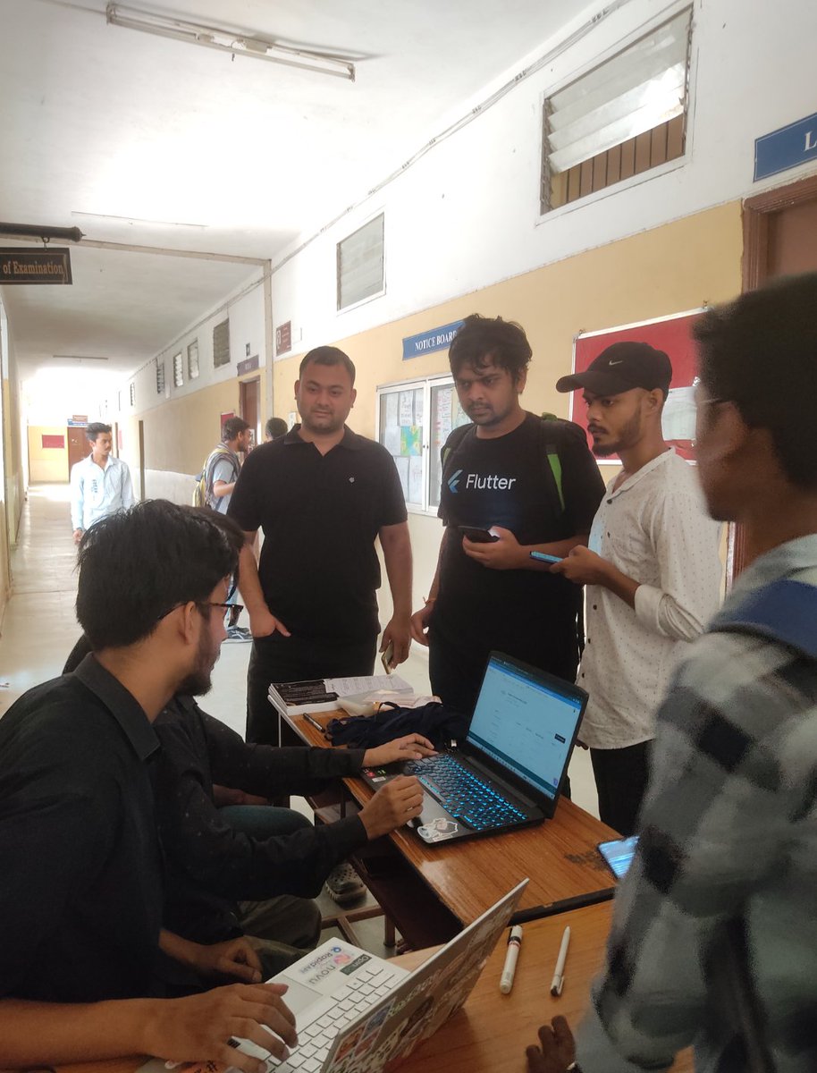 gdgbhilai's tweet image. And the check-in begins🥳
Come fast folks and grab your seats!

#GoogleIO2023 #google #googlefordevs