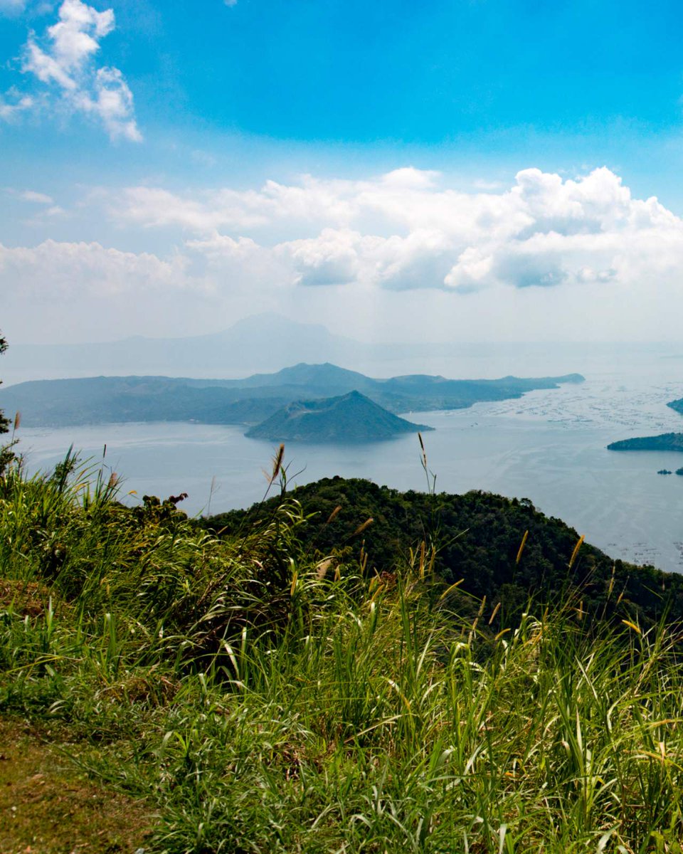 SouthSnippets's tweet photo. Heading down Tags this long weekend? You are good to go, Southies!

Phivolcs: OK to travel to Tagaytay, Albay amid volcano unrest 

READ FULL STORY HERE: https://t.co/KxNftNGe46 

#SouthAlerts #TaalUpdate #Tagaytay #Cavite https://t.co/0ZrWw3J1IB