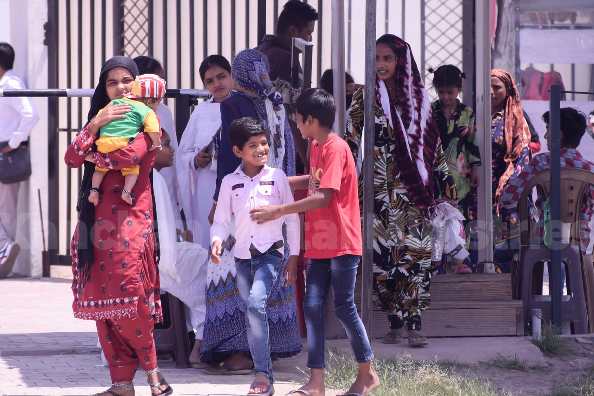 pastorkanchan's tweet photo. Hallelujah! Praise to be the God who is always faithful to His people, to bring them safely to the premises.
Joy is overflowing in the hearts of people as they are entering in the house of God.
#kmm #Sunday #ChangeraChurch #LiveKMM #OnlineChurch https://t.co/WwsYoDzkbv