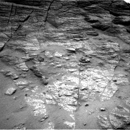 MarsMissionImgs's tweet photo. #CuriosityRover image taken on #Sol3563 at 1:33:13.498 PM with #Navcam #Mars #NASA #Space https://t.co/RysesaAvis