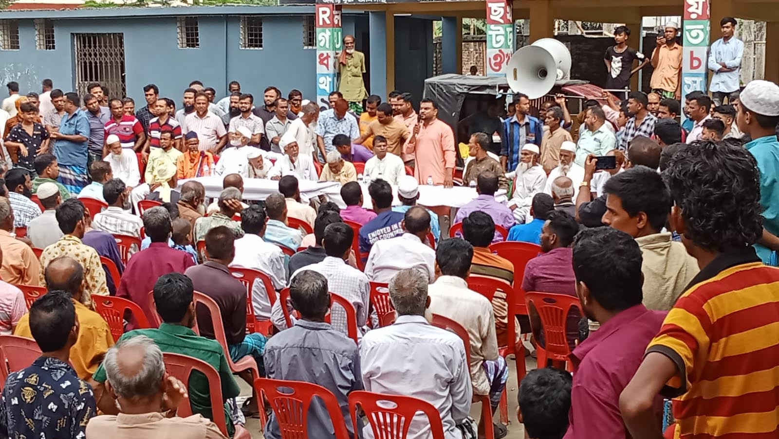 টাঙ্গাইলে আ’লীগের মনোনয়ন না পাওয়ায় প্রতিবাদ সমাবেশ