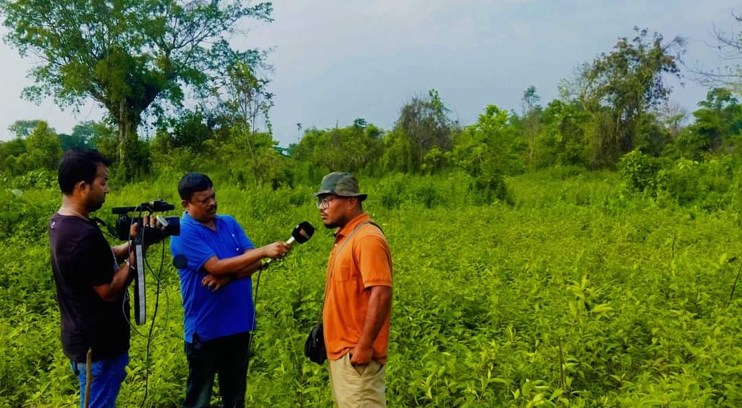 DEVAJIT MORAN #IAmDehingPatkai #Protectmetoo tweet media