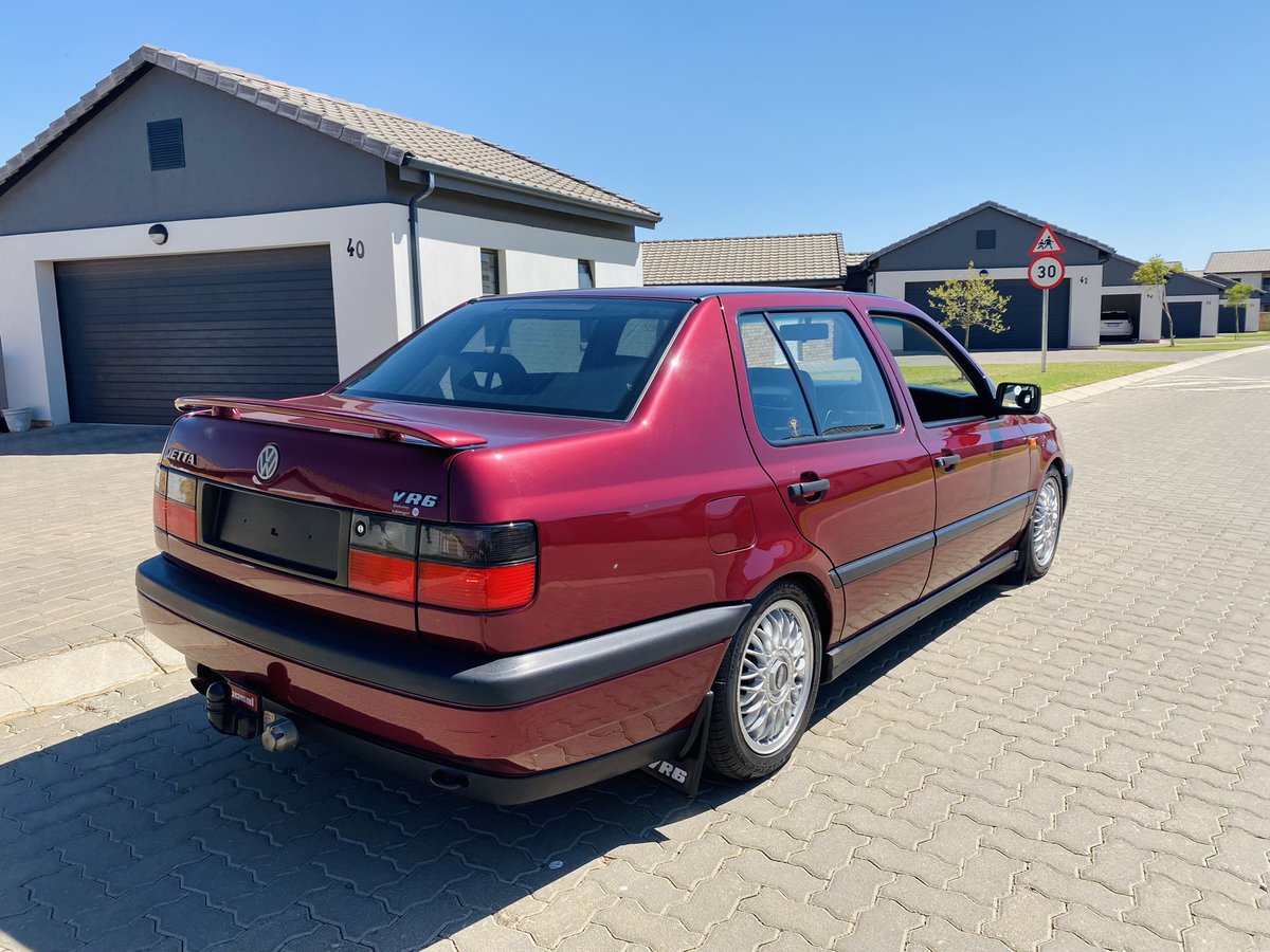 KayBonez's tweet photo. Decided to take the 6Pot out for a Sunday breakfast run. #JettaVR6 2.8DOHC #Volkswagen #E30Bmw325i Eater #OEM+ #Vura #Vura6Club #JettaMK3 https://t.co/8boPPjpUFc