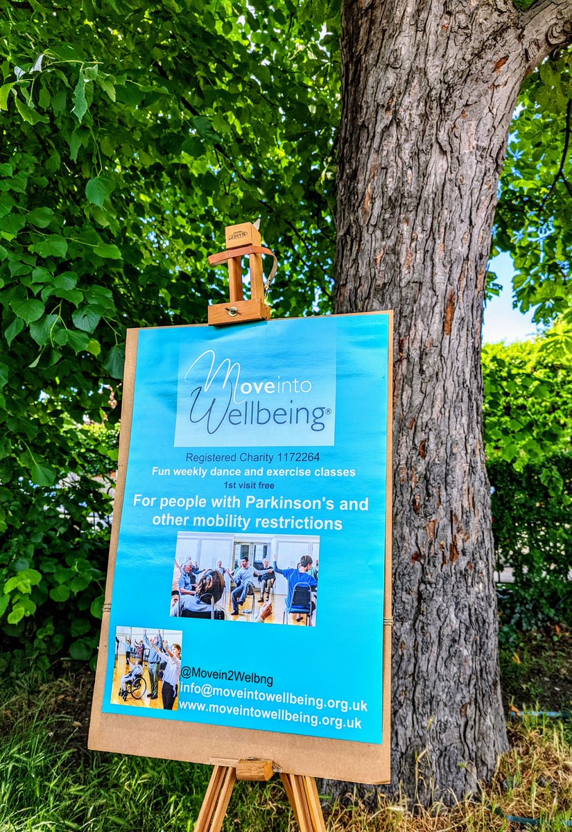 Movein2Welbng's tweet photo. If u r around W4 pls do pop by Green Days @BedfordParkFest! There's loads on 4 all ages + interests from books 2 burgers, from crafts 2 creative art, from tea & cakes 2 tombolas! MiW is there all day- would love 2 c u #BPF #greendays #chiswick #london #festival #actongreen https://t.co/Vm9uTSz23c