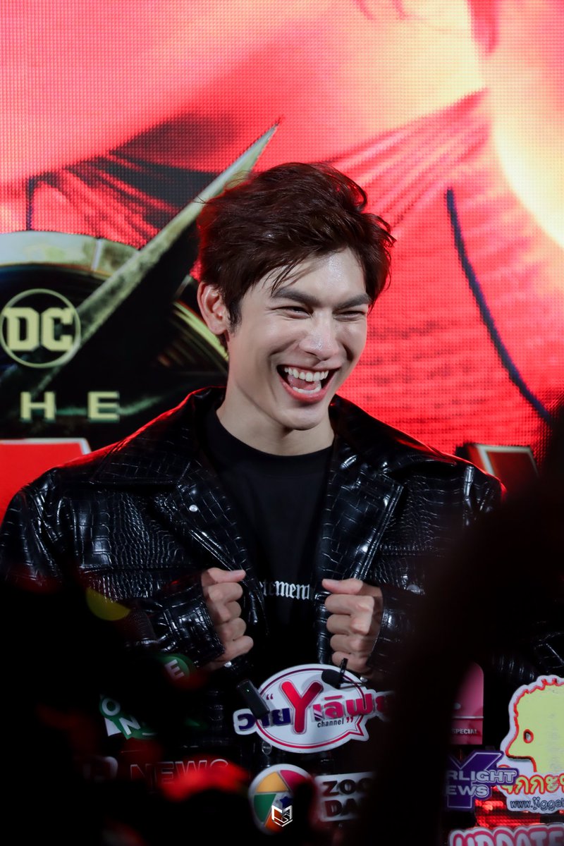 Zee_mewlion_Mew's tweet photo. "มิว ศุภศิษฏ์" ร่วมงานเปิดตัวภาพยนตร์ซูเปอร์ฮีโร่แห่งยุค THE FLASH "The Flash Gen Z Day"
MEW THE FLASH MOVIE
#TheFlashMovie
#TheFlashGenZDay
#TheFlashxMew
#MewSuppasit https://t.co/bWyK0WXuKX