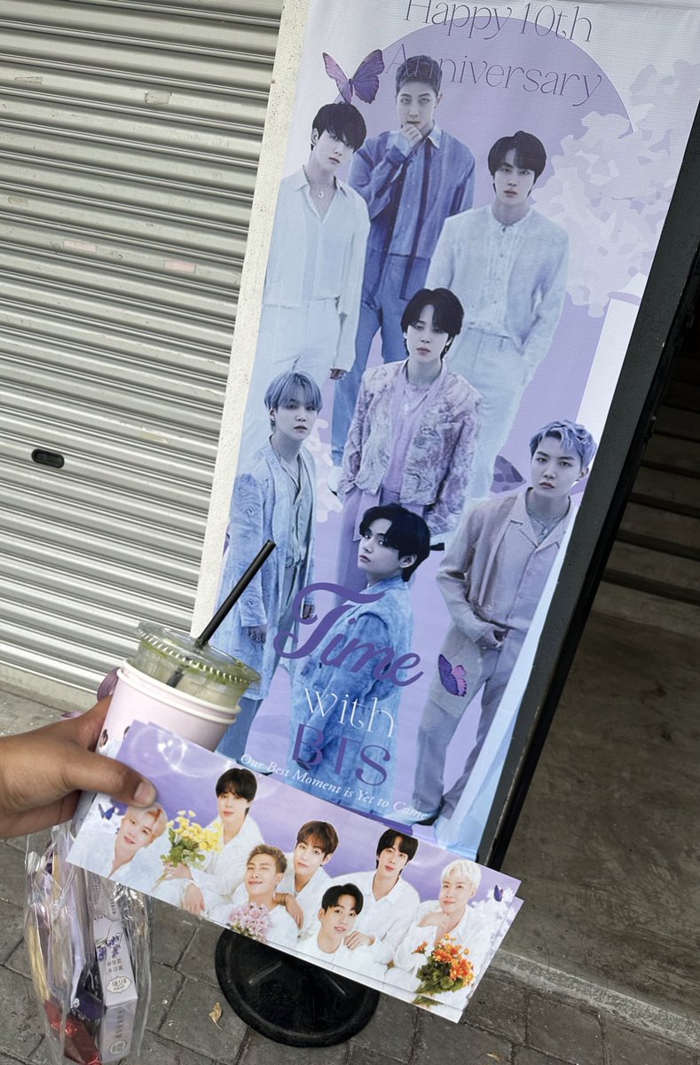 tkhanhyo's tweet photo. Lot of love ! Excited & So happy ! π
First time in my life for this happiness π―
Keep here for best of d-day 11 June 2023 π«Άπ»
#TimewithBTS
@forevermy_seven https://t.co/yhKu74hwwX