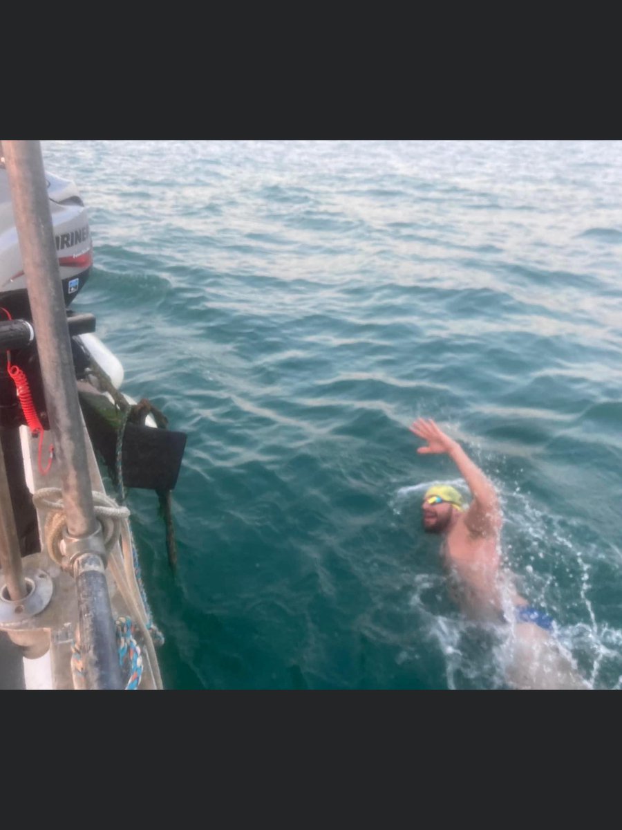 MasterpieceCha2's tweet image. Here we go. First swimmer of the season. Daniel. Swim with us@ masterpiece charters #