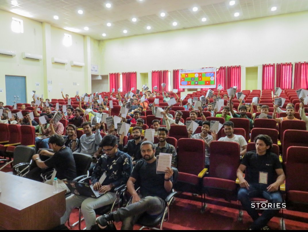 gdgbhilai's tweet image. Hey 👋🏻 tech enthusiastic Bhilaians!
We&apos;ve already started with the most awaited &quot;Google IO Extended&quot; Do join us ASAP so you won&apos;t miss any sessions!🤩🥳

#GoogleIO2023 #Google #Googlefordevs