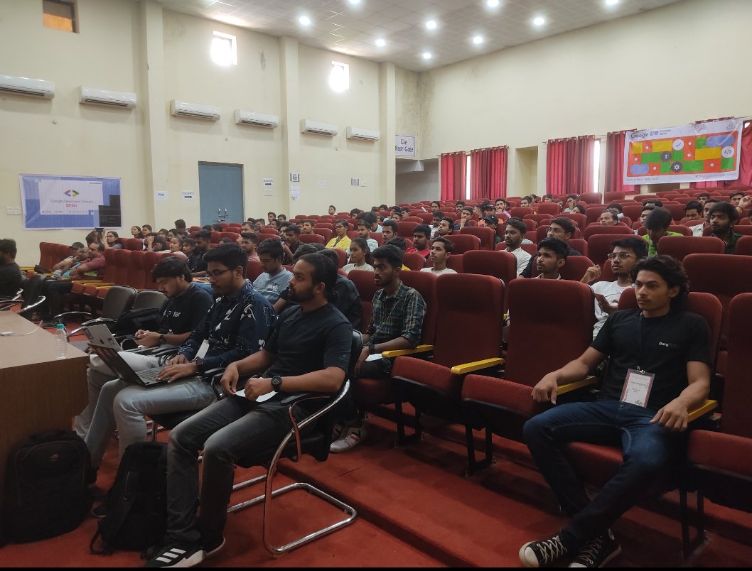 gdgbhilai's tweet image. Hey 👋🏻 tech enthusiastic Bhilaians!
We&apos;ve already started with the most awaited &quot;Google IO Extended&quot; Do join us ASAP so you won&apos;t miss any sessions!🤩🥳

#GoogleIO2023 #Google #Googlefordevs