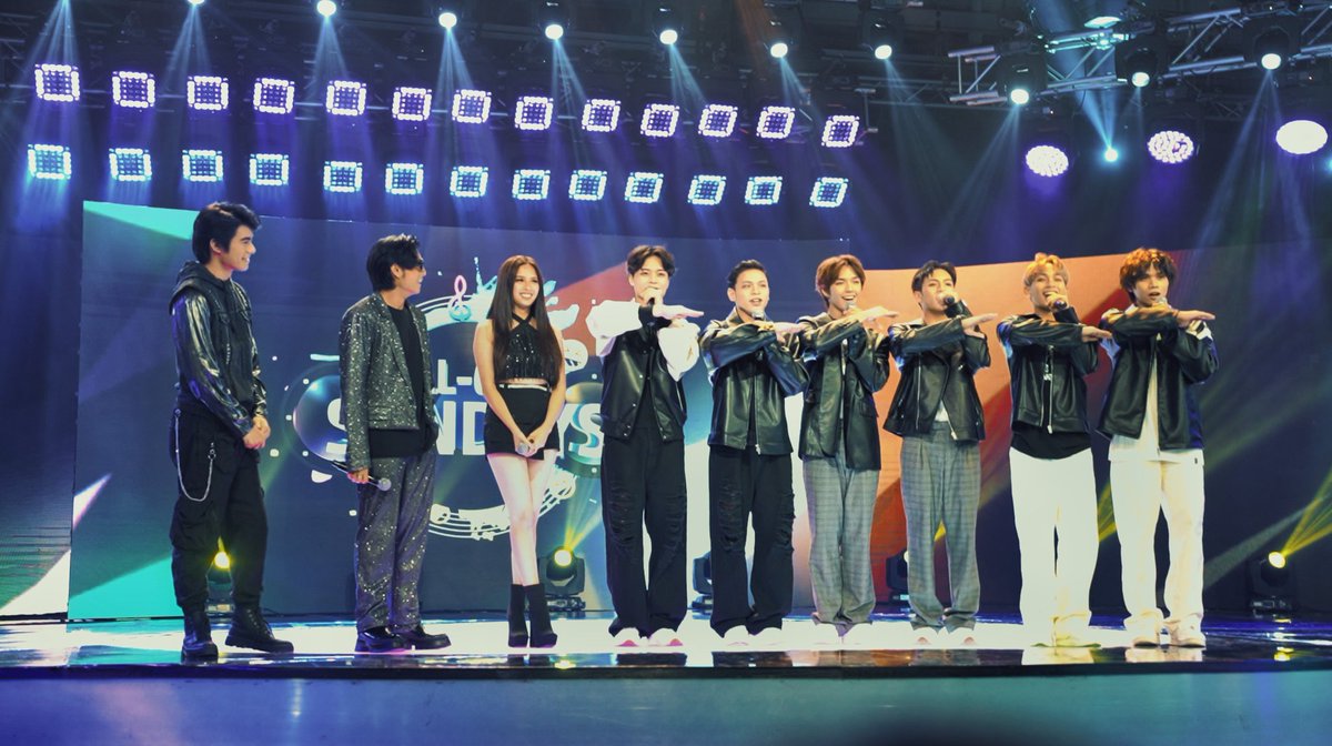 pluus_official's tweet photo. [PLUUS 📺 Guesting]

Thank you so much @AllOutSundays7 for letting us have a wonderful stage performance.✨

And to our SUM, thank you so much for watching po. Nag-enjoy ba kayo sa aming solid Amigo performance? ☺

#PLUUS #AOS #PLUUSinALLOUTSUNDAYS https://t.co/Uzrr0fn3NS