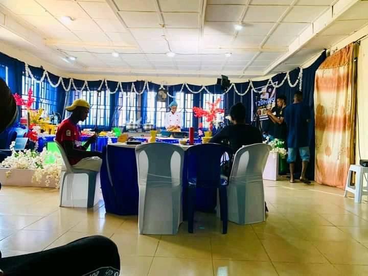 kadbuyandsell's tweet photo. I appreciate everyone who believe in my dream ❤️🙏 I love you all 💕

#120hourscookathon
#guinessworldrecord
#cookathon
#chefdammy
#ekiti
#ChefDammyCookathon https://t.co/HxFkSYdYbH