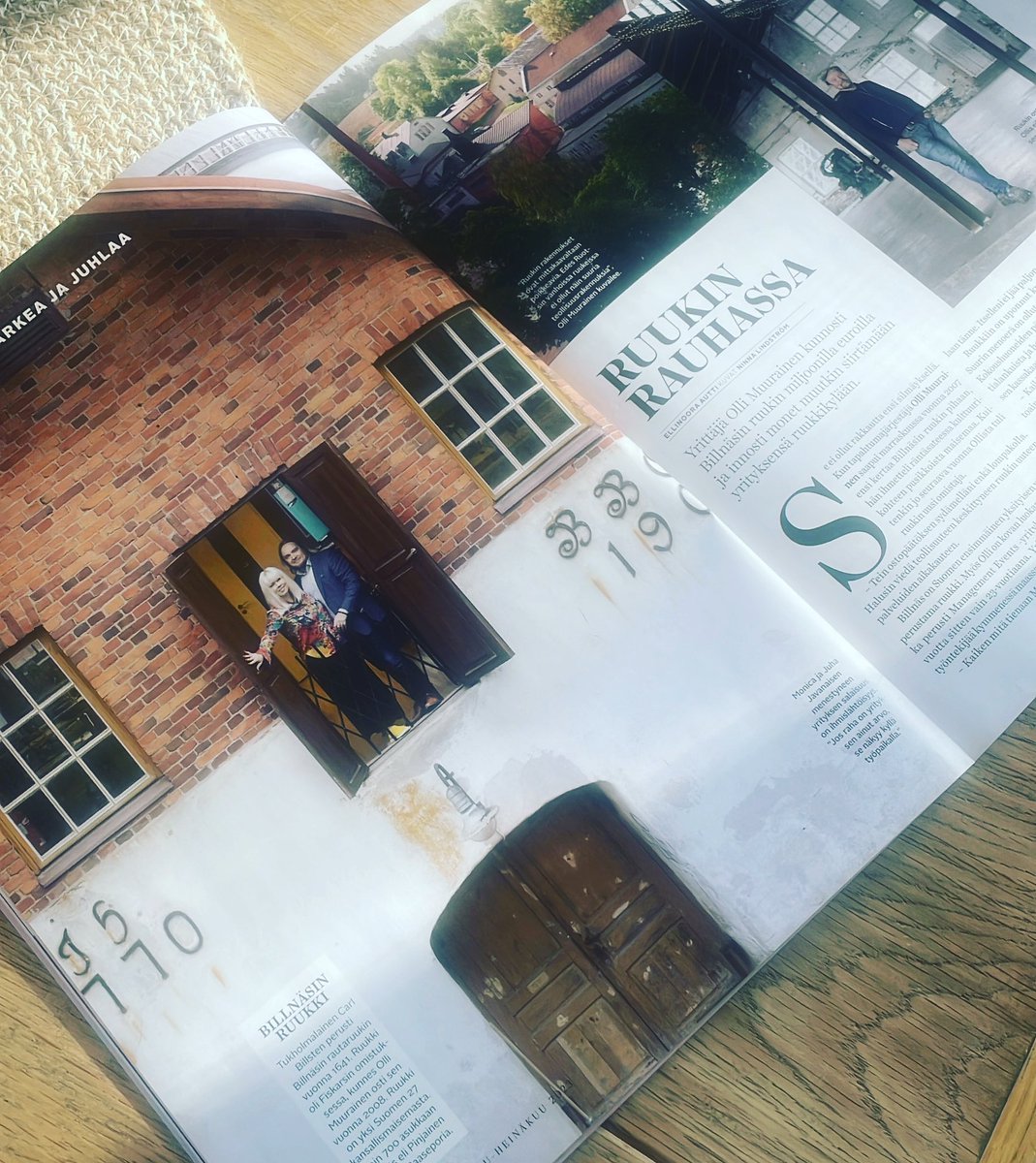 jcodigi's tweet image. Glorian kesänumerossa on parin aukeaman juttu Billnäsistä! 🙌 Toimittaja kävi myös jututtamassa meitä ja kuvaaja nappas upean kuvan. On meillä hieno toimisto! #jcodigital #digitoimisto #billnäs #raasepori