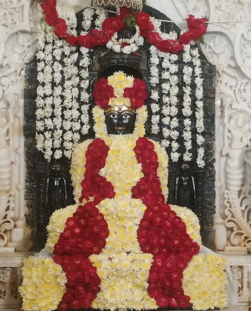 Drop a picture of Bhagwan Parshwanath ji from your gallery and write जय जिनेंद्र 🙏🧡

Shri Navkhanda Parshwanath, 🙏❤️
Ghogha, Bhavnagar