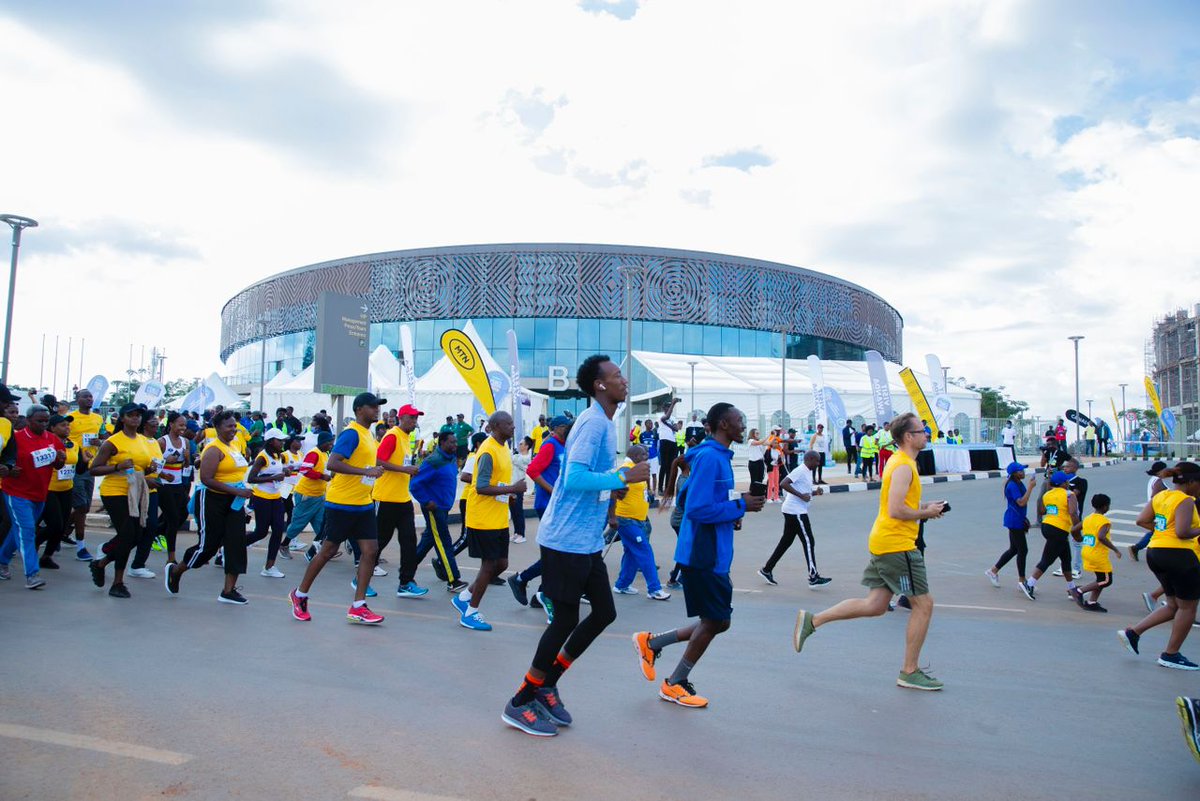 Congratulations 🎊 to all participants in today's #KIPM2023 .The City of Kigali thanks you indeed for trying your best to the finish line. To different organiser's you made it an unforgettable one.
