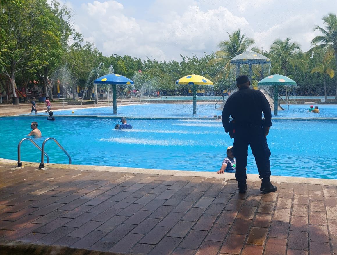José Urbina 🇸🇻 tweet media