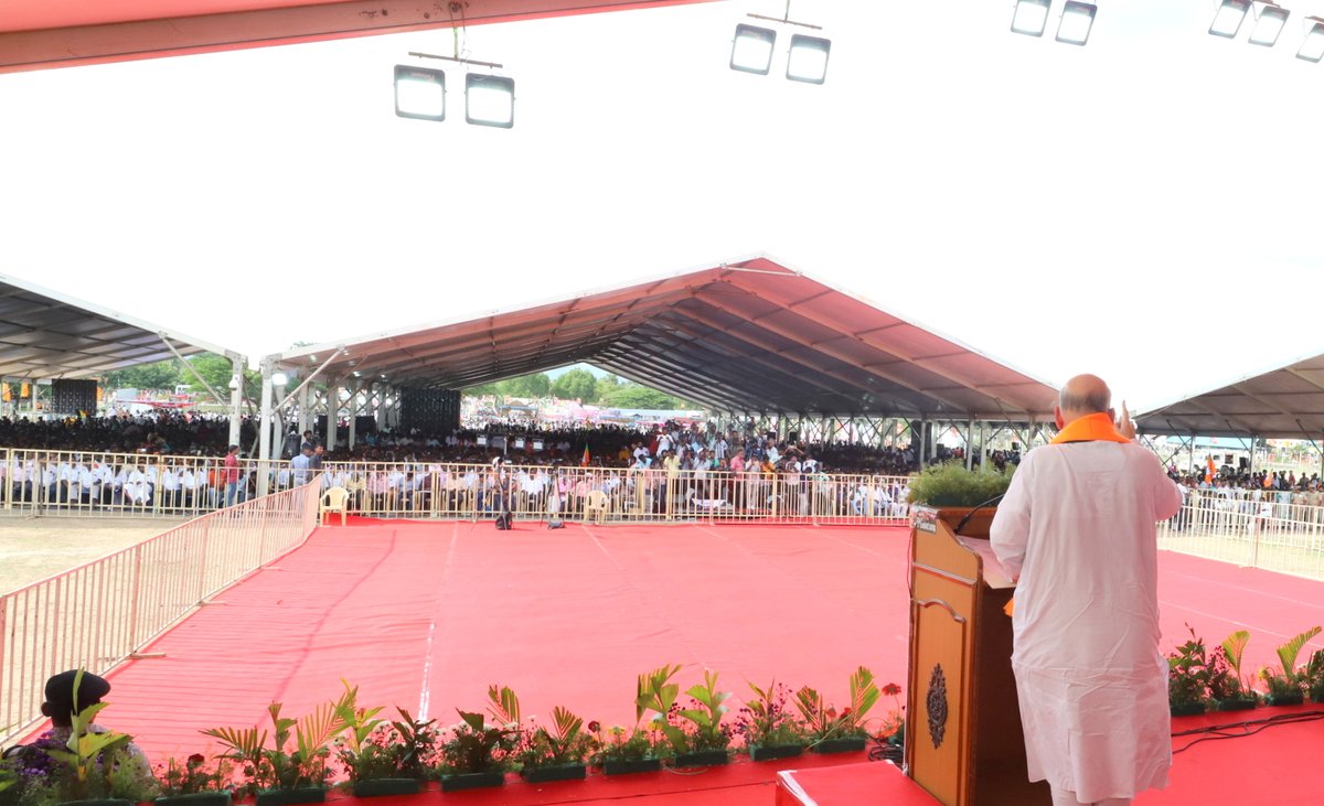 From economic reforms to social initiatives, in the last 9 years, India witnessed the formidable power of PM @narendramodi Ji's leadership with a Himalayan resolve to fulfill his commitments to citizens.

Addressed a rally in Vellore organized on 9 years of the Modi government.