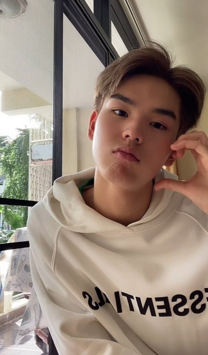 คิดถึงอีกแหละ
#PINGSMILEYDAY 
#PingKrittanun 
#TaLingPing 
<a href="/PKrittanun/">ping_krittanun</a>