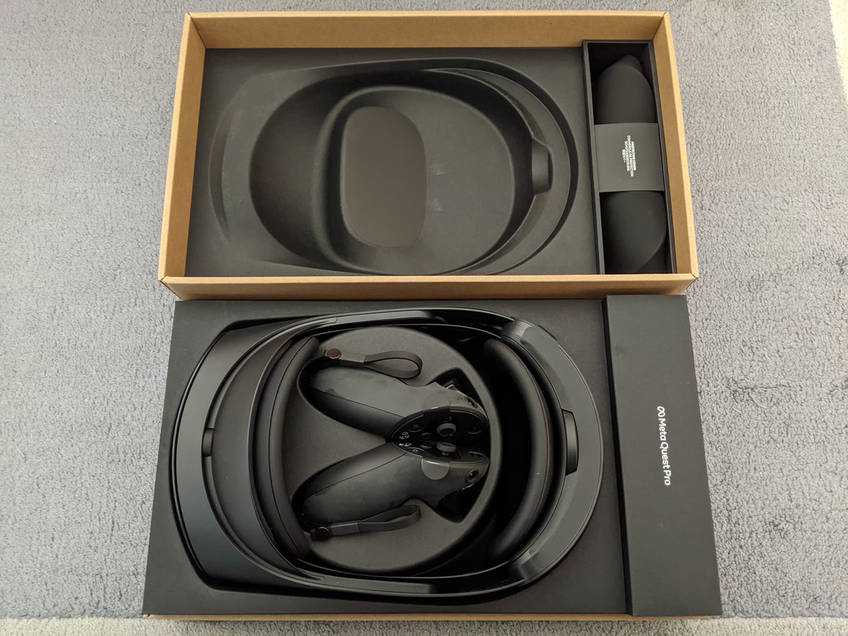 blaze_5161's tweet photo. Just upgraded to the Quest Pro after more than 2.5 years with the Quest 2. The journey continues!😄

#MetaQuest #MetaQuest2 #MetaQuestPro https://t.co/zr6mPXXDLB