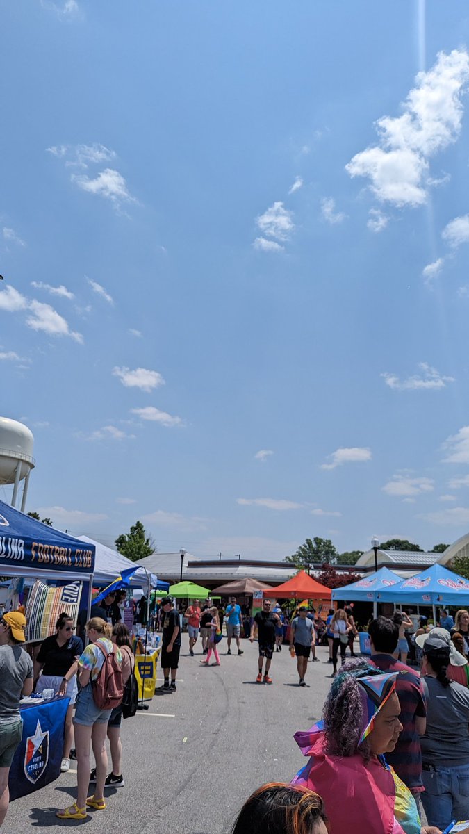 readwithmsreed's tweet photo. Love working in this awesome town! Happy pride! #loveislove Thanks for the fun day Apex Pride! https://t.co/7raI3Gm4tb