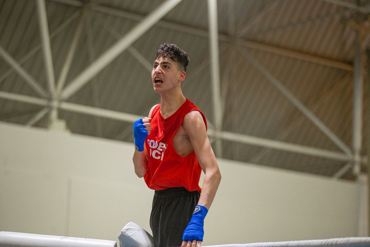 Alriyadh_SG's tweet photo. بطولة كأس المملكة المفتوحة للملاكمة 🏆🥊

لقطات لنجوم #مدرسة_الوسطى 📸♥️ https://t.co/ynWorxeZ31
