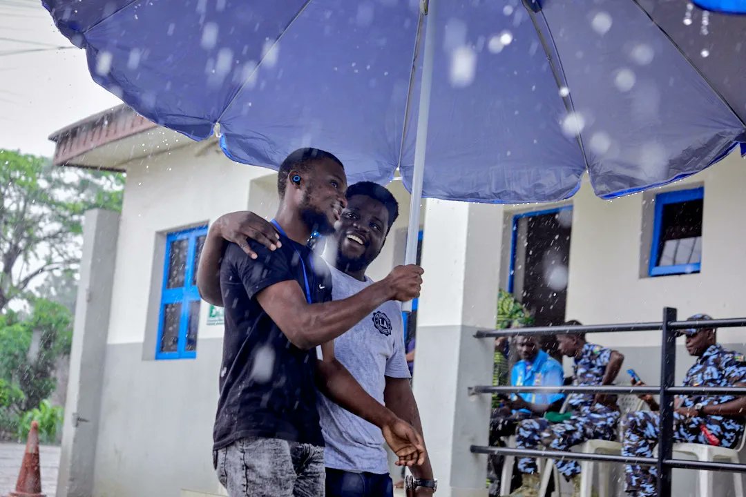thestarhub_'s tweet photo. How we turn up for Freedom Day even in the rain! 🥳

#Embraceyourfreedom #FreedomDay #UltmateResurrection #TheReflexions #TheStarhub https://t.co/ZvFsFZI72J
