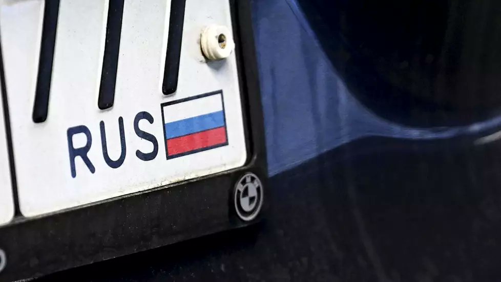 rlc_mac's tweet photo. You see #RUS cars in #Europe
CALL TO THE #POLICE
They most likely are driving illegally and needs to be taken out.
#VladimirPutin #Russia #Orcs
will not drive, no more!
#OpPutin #OpRussia https://t.co/ztVhhNzg7E