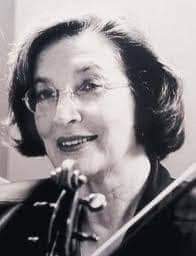 Ünlü keman virtüözü ,büyük sanatçı, çağdaş Türk müziğinin önde gelen temsilcilerinden Devlet Sanatçısı Suna Kan'ı kaybettik. 
Merhumeye Allah’tan rahmet. Tüm yakınlarına ve sanat camiasına baş sağlığı diliyorum!

Suna Kan 🎻 😔🙏