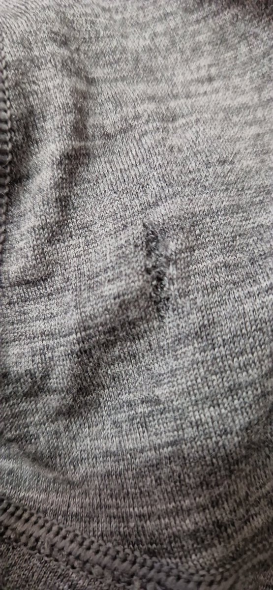 raudanfr's tweet photo. @IsobaaMerino is this normal wear and tear on the shoulder for a 150g/m2 shirt after 8 days of backpacking with a light bacpack? https://t.co/JAGC8Ss80a