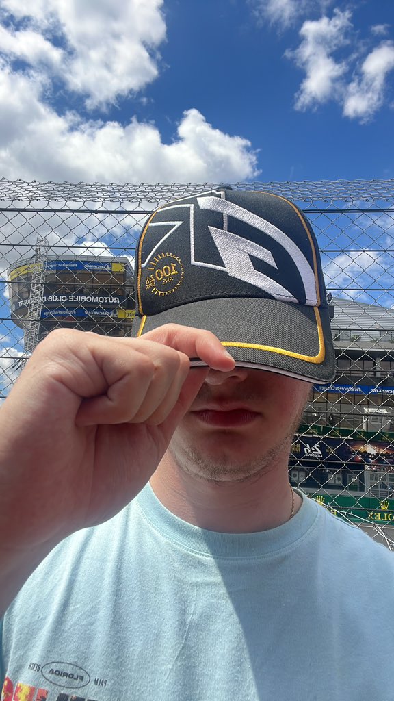 𝘘𝘶𝘦𝘯𝘵𝘪𝘯 사자 tweet media